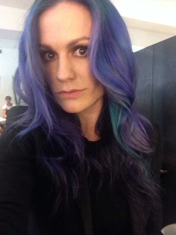 anna-paquin-purple-hair2