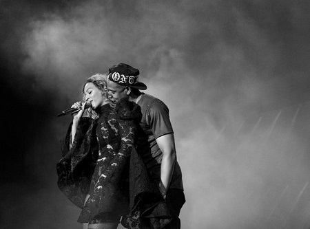 beyonce-and-jay-z-on-the-run-tour-1-1404811655-view-0